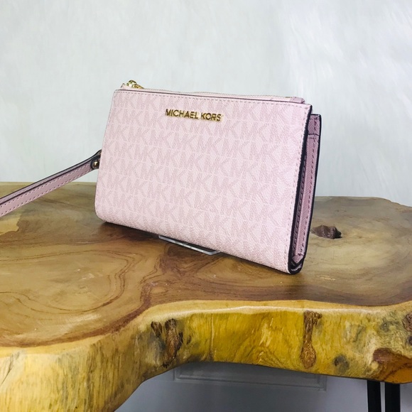 Michael Kors Jet Set Travel Double Zip Wristlet - Picture 2 of 8